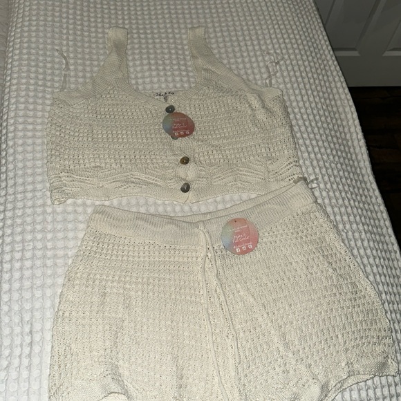 Shorts set - Picture 1 of 2